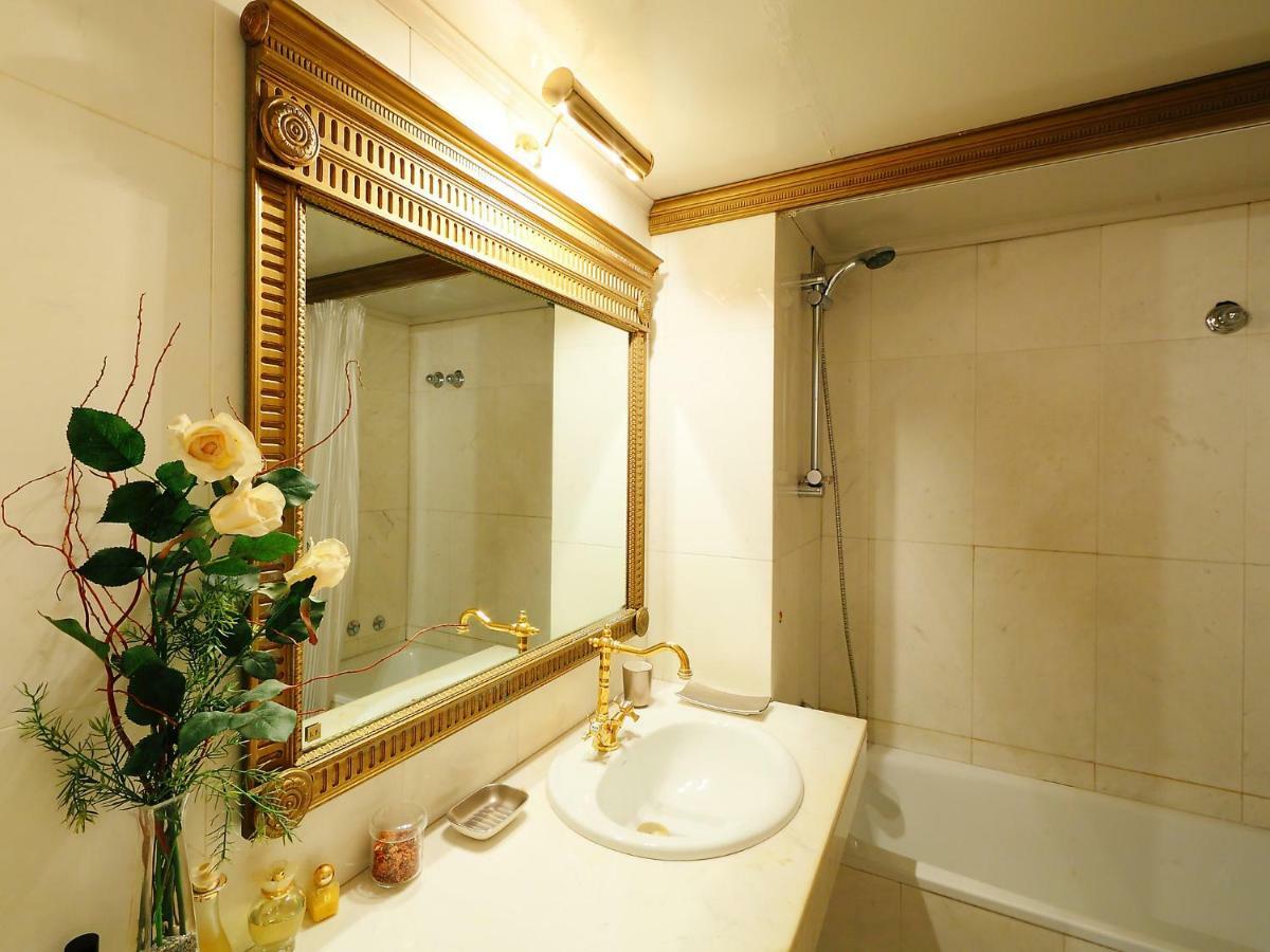 Apartment Plaza De Catalunya - Pso- De Gracia By Interhome Барселона Екстериор снимка